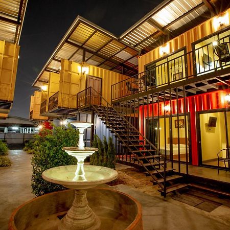 Tuscany Land Resort Donmuang Bangkok Exterior foto