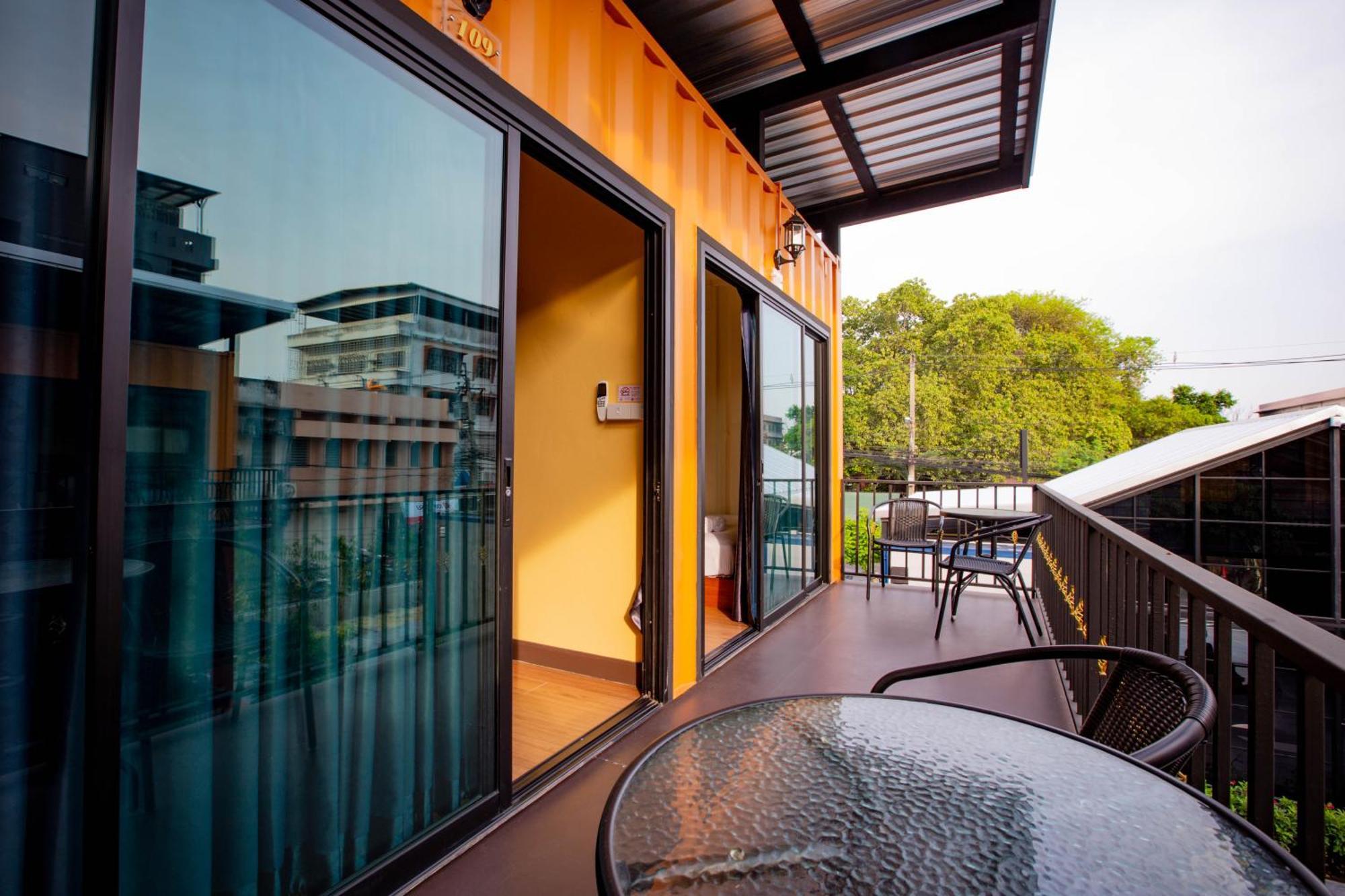 Tuscany Land Resort Donmuang Bangkok Exterior foto