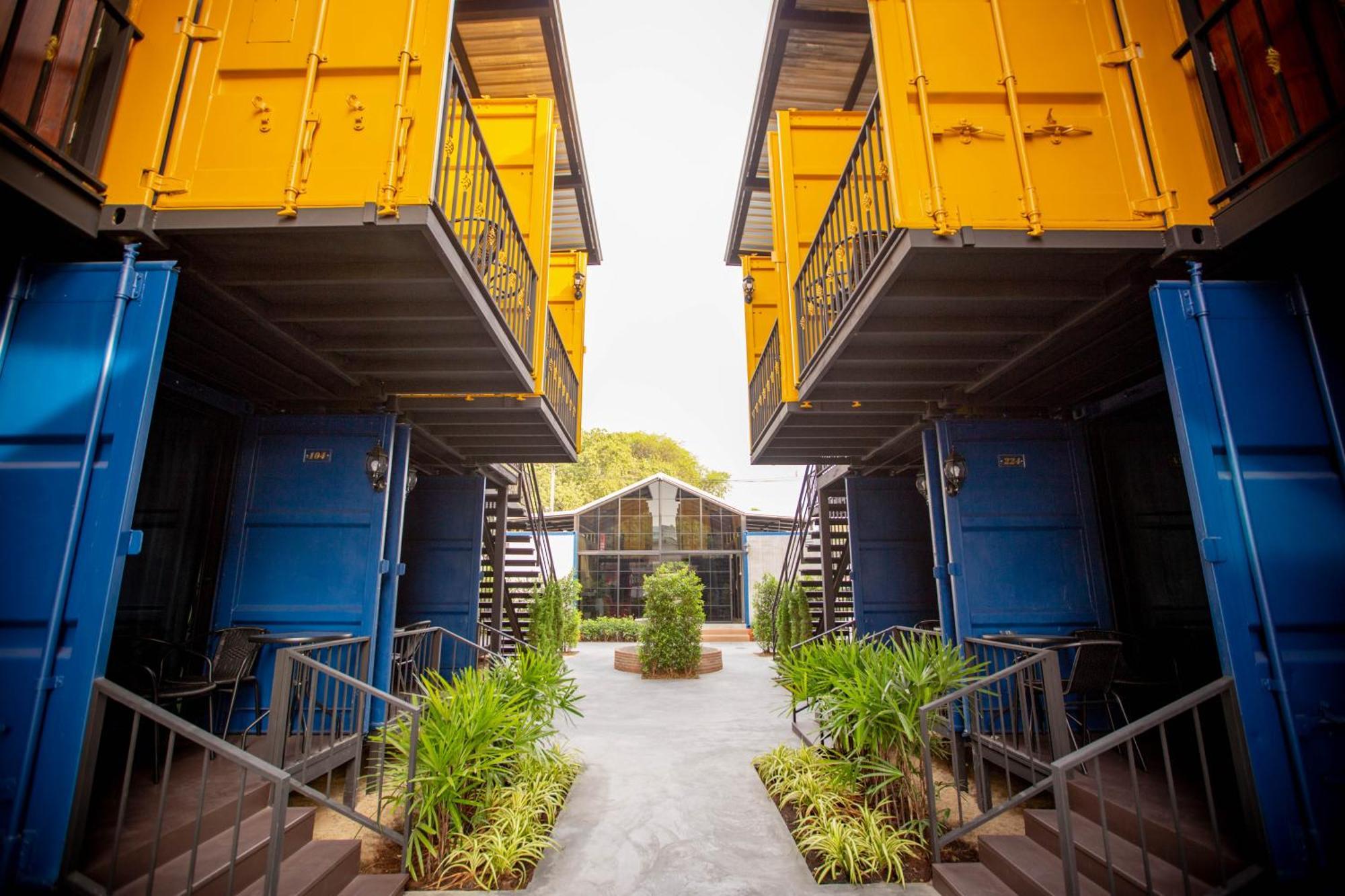 Tuscany Land Resort Donmuang Bangkok Exterior foto